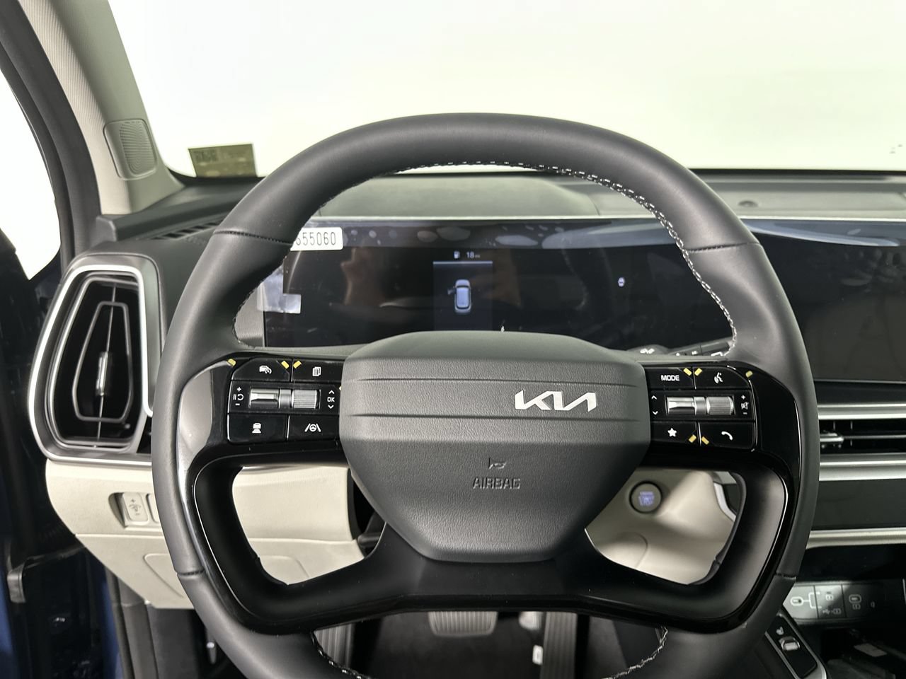 New 2026 Kia Sorento S FWD image 5