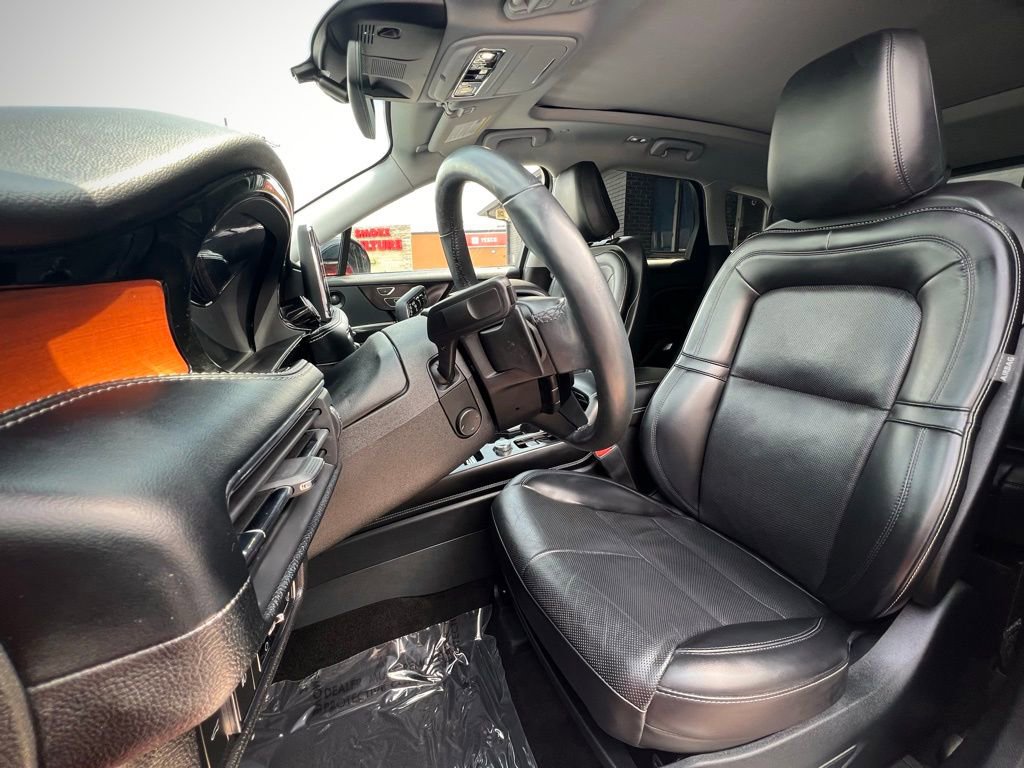 Used 2021 Lincoln Corsair Reserve w/ Elements Package image 15