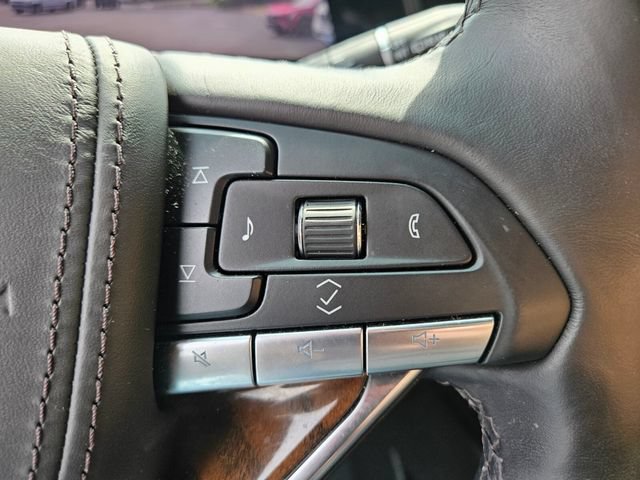 Used 2023 Cadillac Escalade Premium Luxury Platinum AWD/4WD image 26