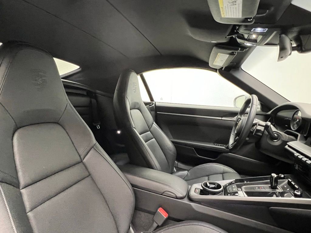 Used 2023 Porsche 911 Carrera image 18