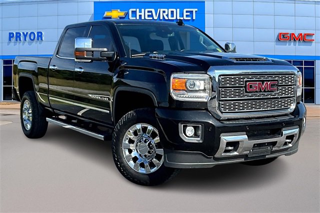 Used 2018 GMC Sierra 2500 Denali w/ Duramax Plus Package