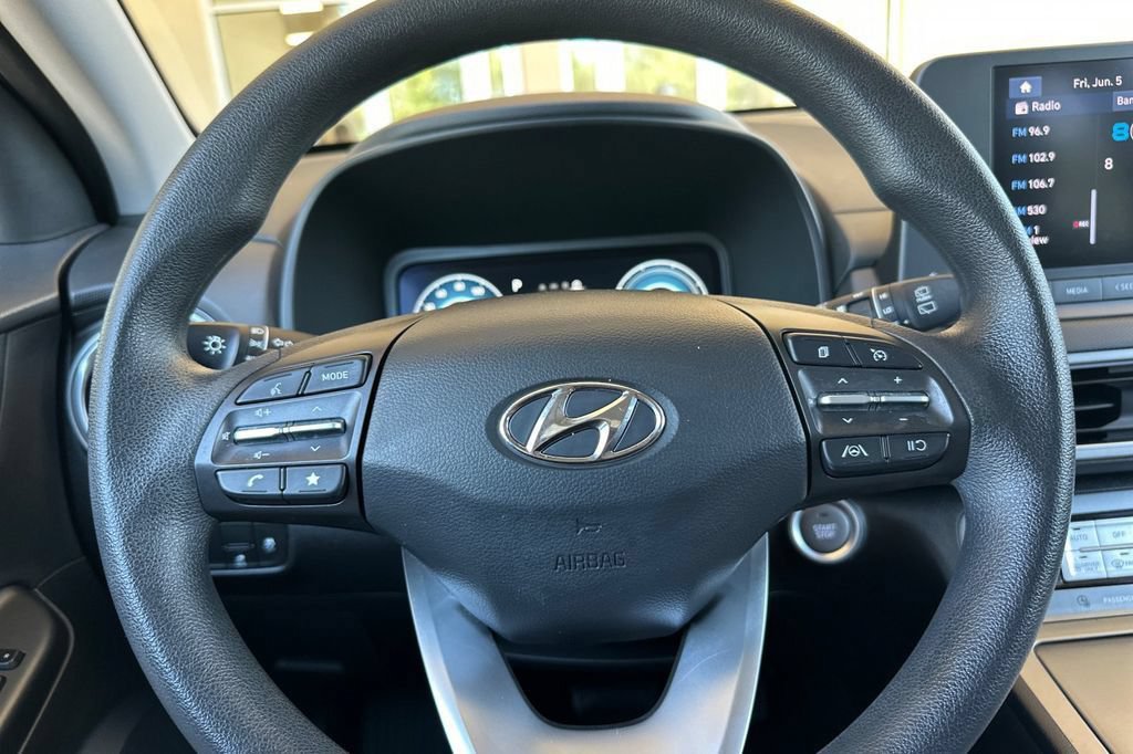 Used 2023 Hyundai Kona SE w/ Cargo Package FWD image 21