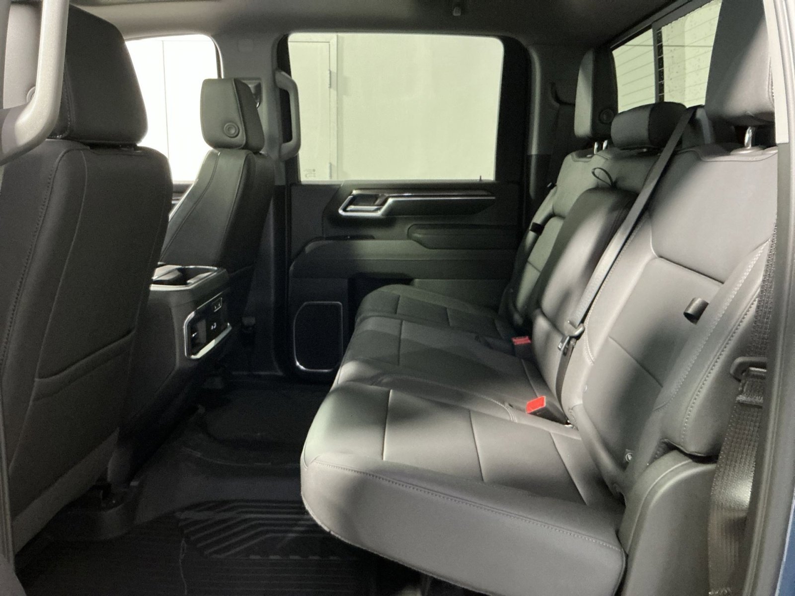 New 2026 Chevrolet Silverado 2500 LTZ w/ LTZ Plus Package image 31