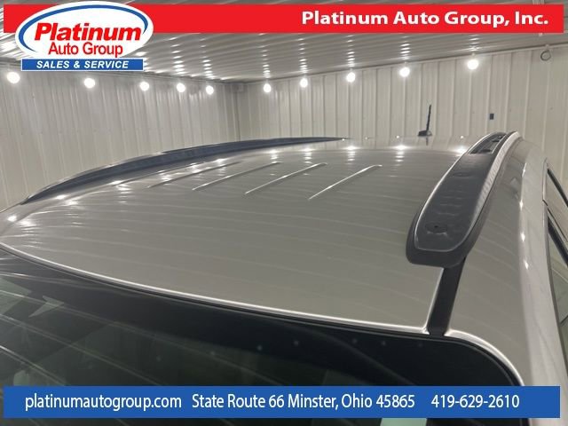 Used 2017 Chevrolet Traverse LT image 54