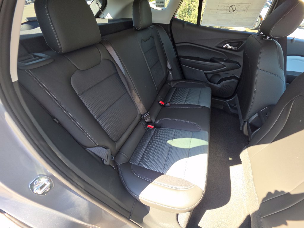New 2026 Chevrolet Trax LT w/ Driver Confidence Package FWD image 14