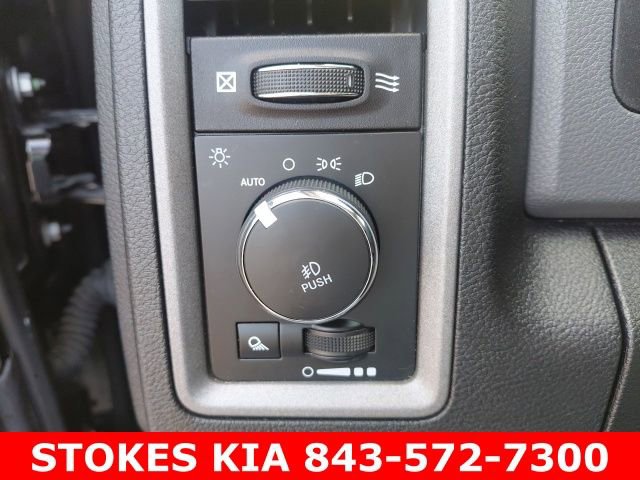 Used 2018 RAM 1500 Express w/ Black Ram 1500 Express Group image 18