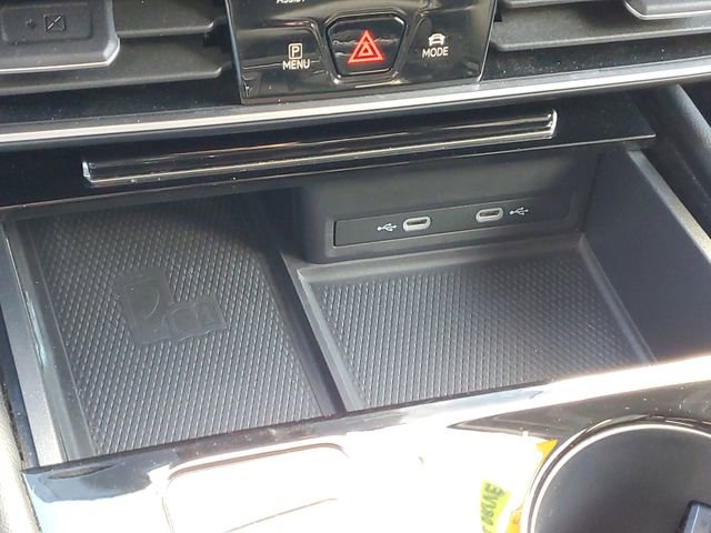 Used 2024 Volkswagen Atlas SE image 27