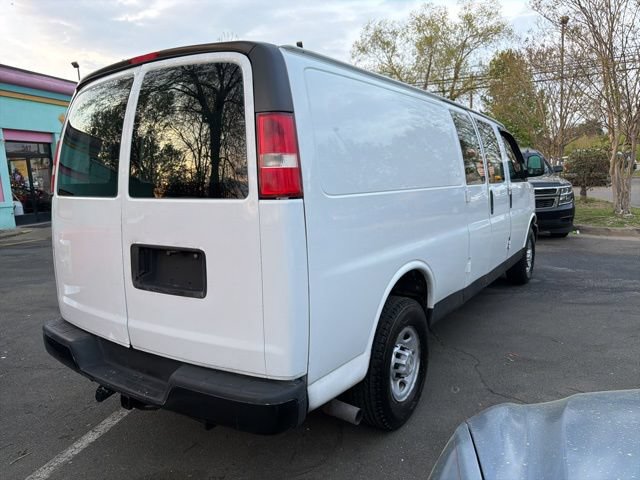 Used 2016 Chevrolet Express 3500 Extended RWD image 5
