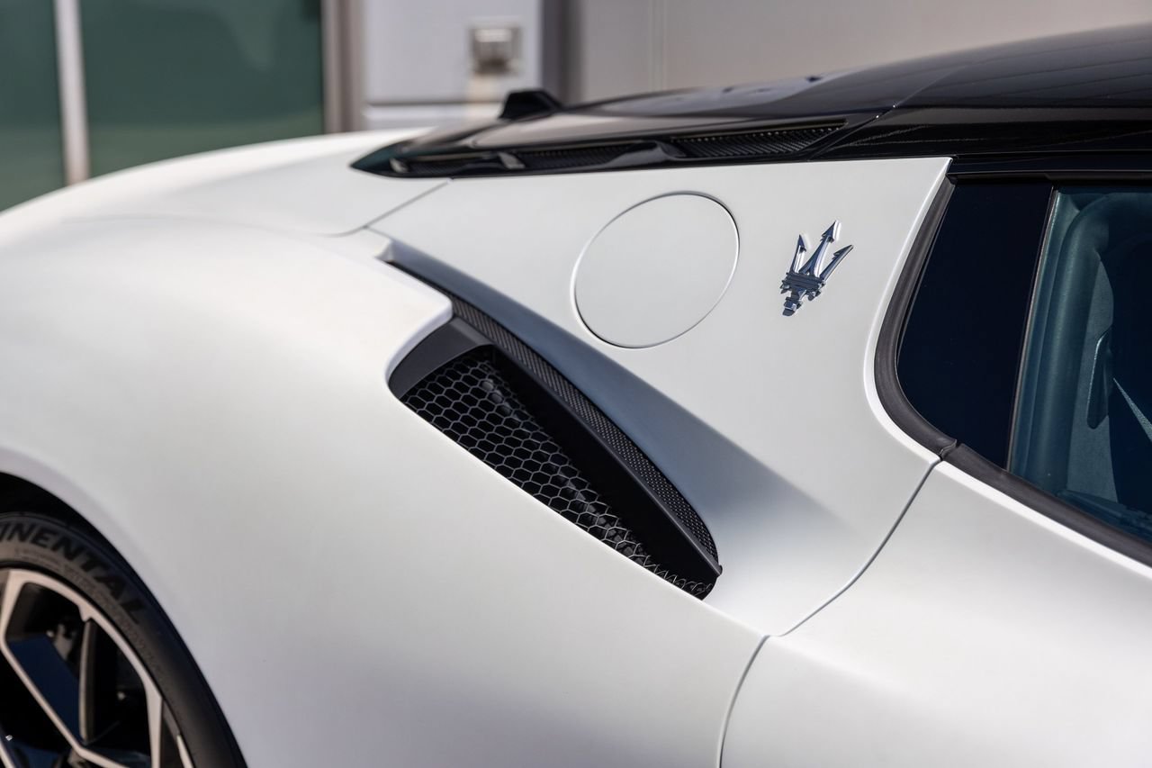 Used 2022 Maserati MC20 Coupe RWD image 10