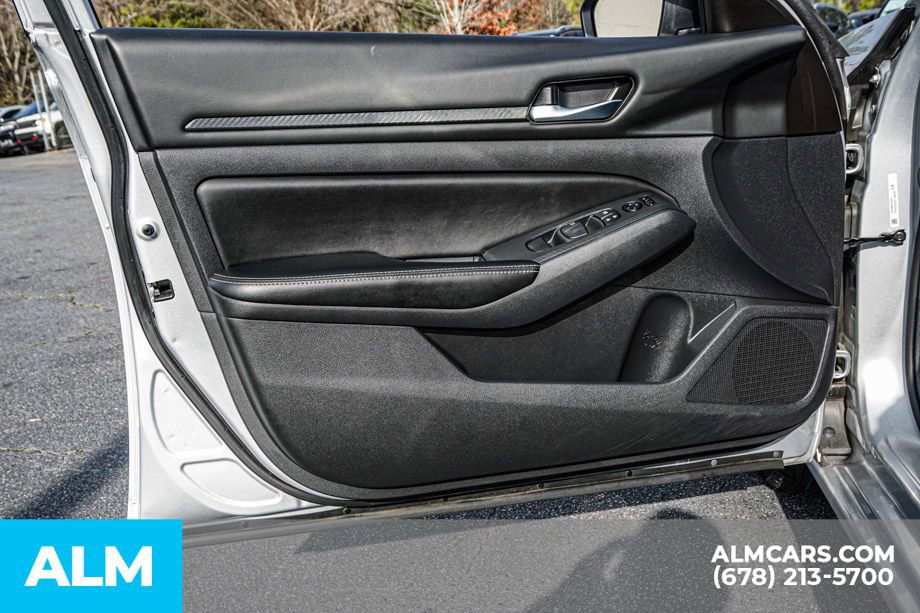 Used 2024 Nissan Altima 2.5 SV image 45