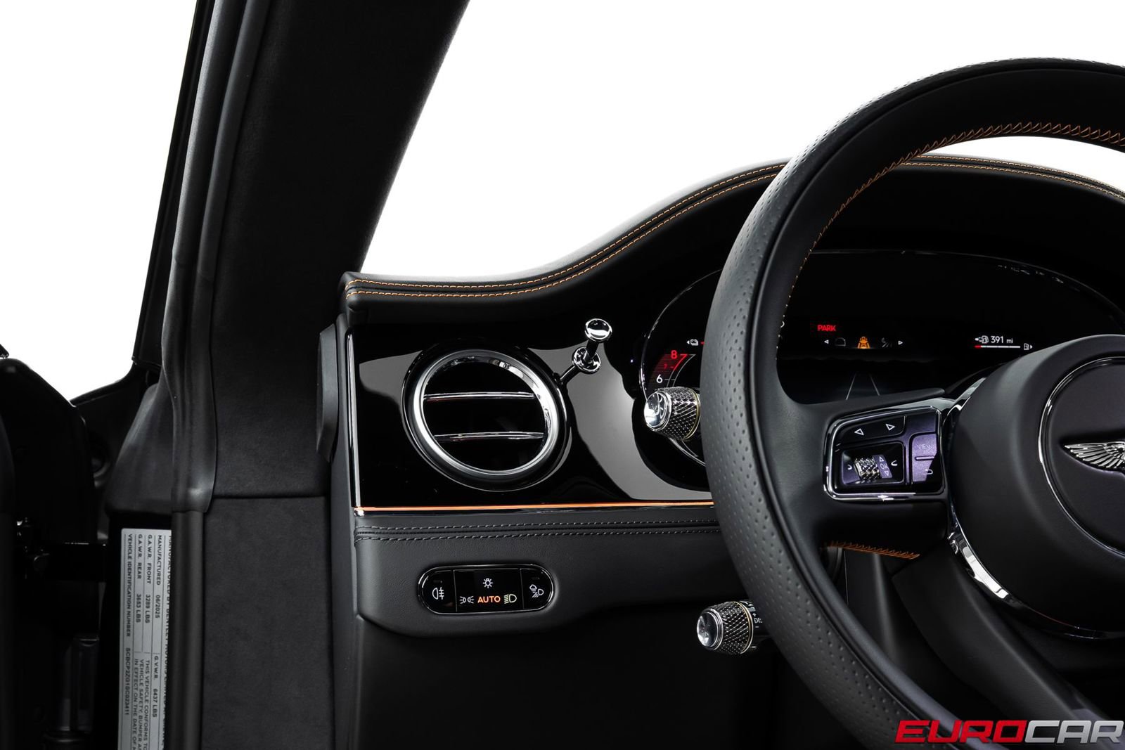 Used 2025 Bentley Continental GT image 24