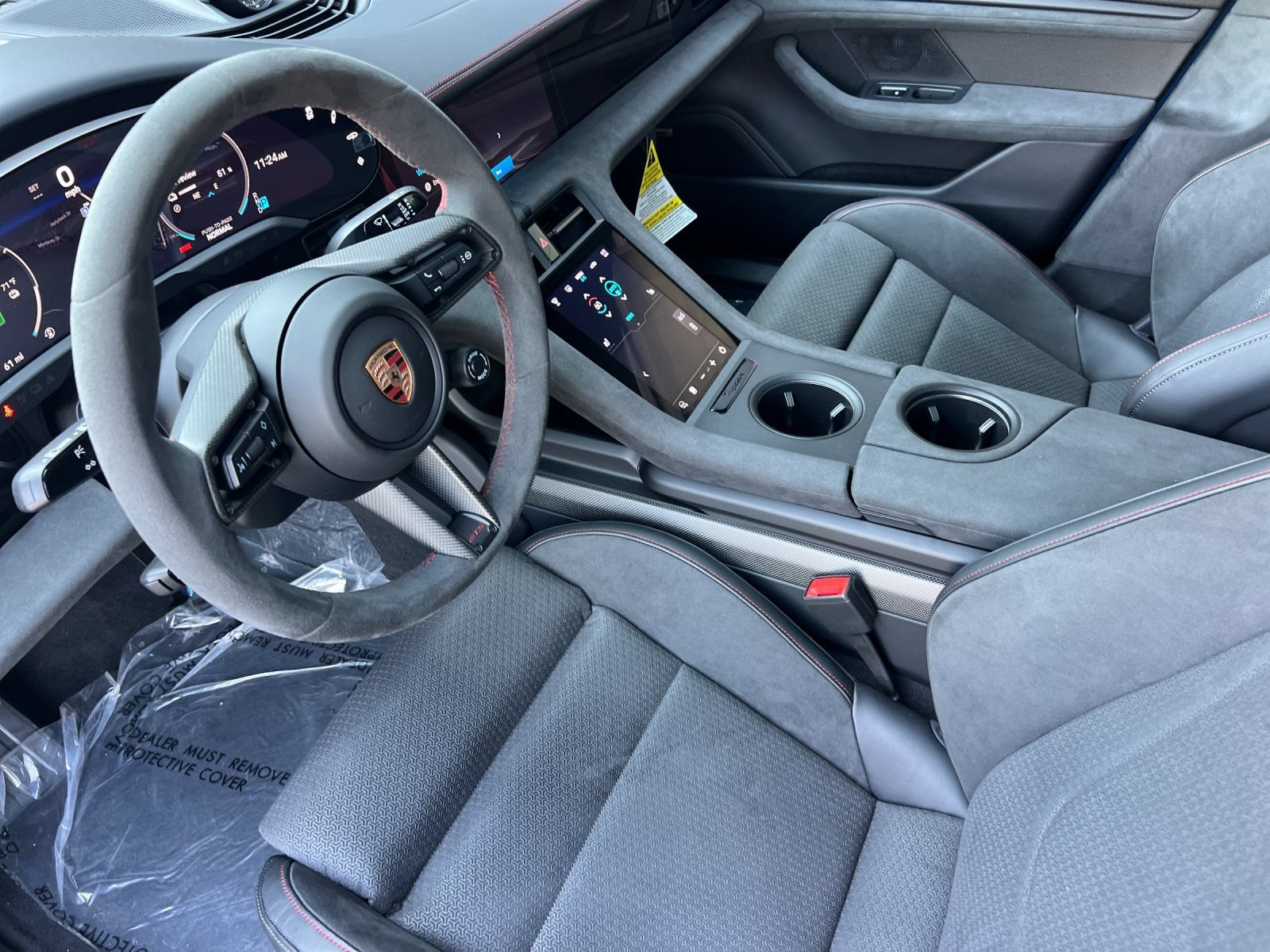 New 2026 Porsche Taycan GTS AWD/4WD image 4