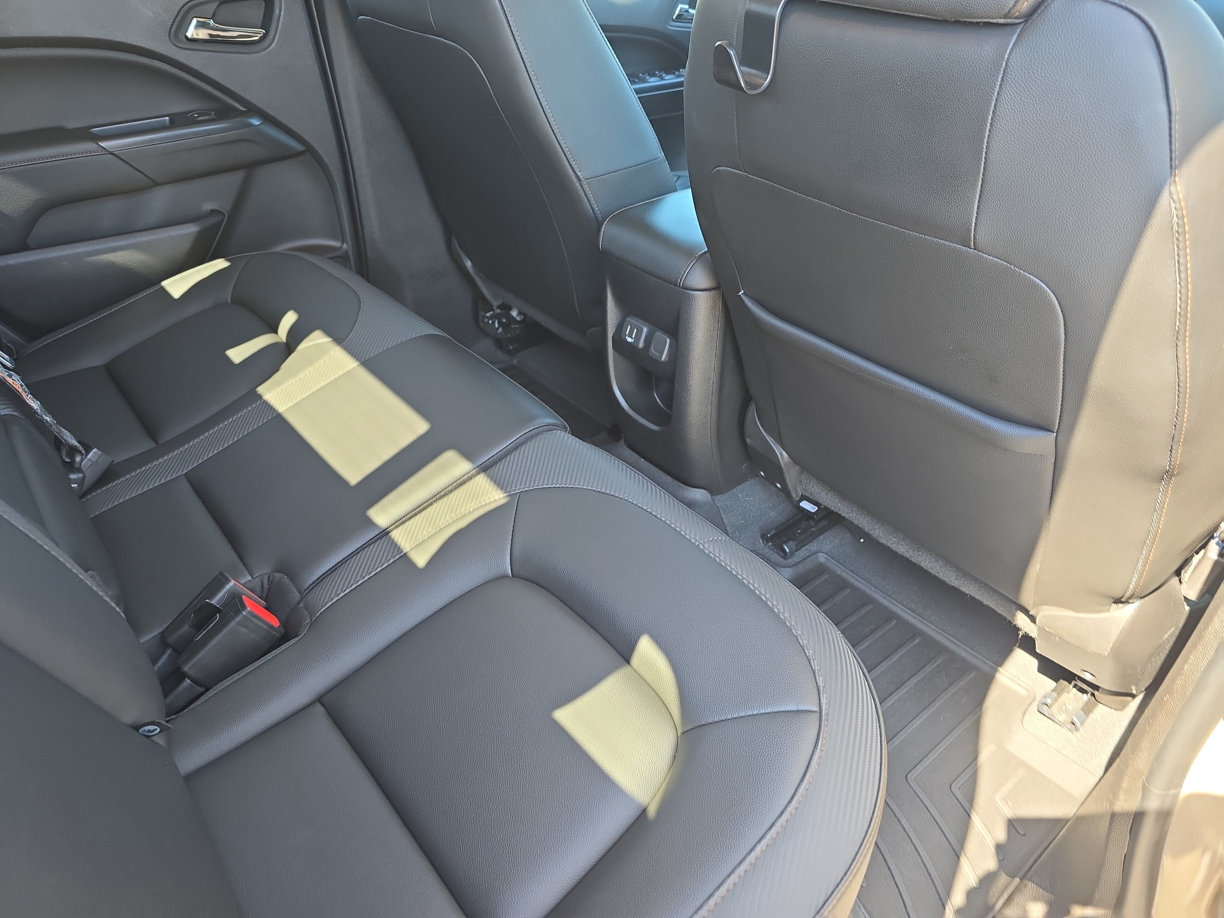 Used 2021 GMC Canyon AT4 AWD/4WD image 11