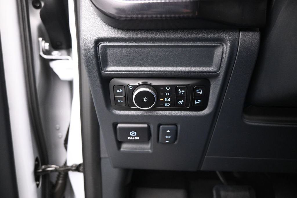 Used 2025 Ford F150 Raptor w/ Equipment Group 803A Raptor R AWD/4WD image 12