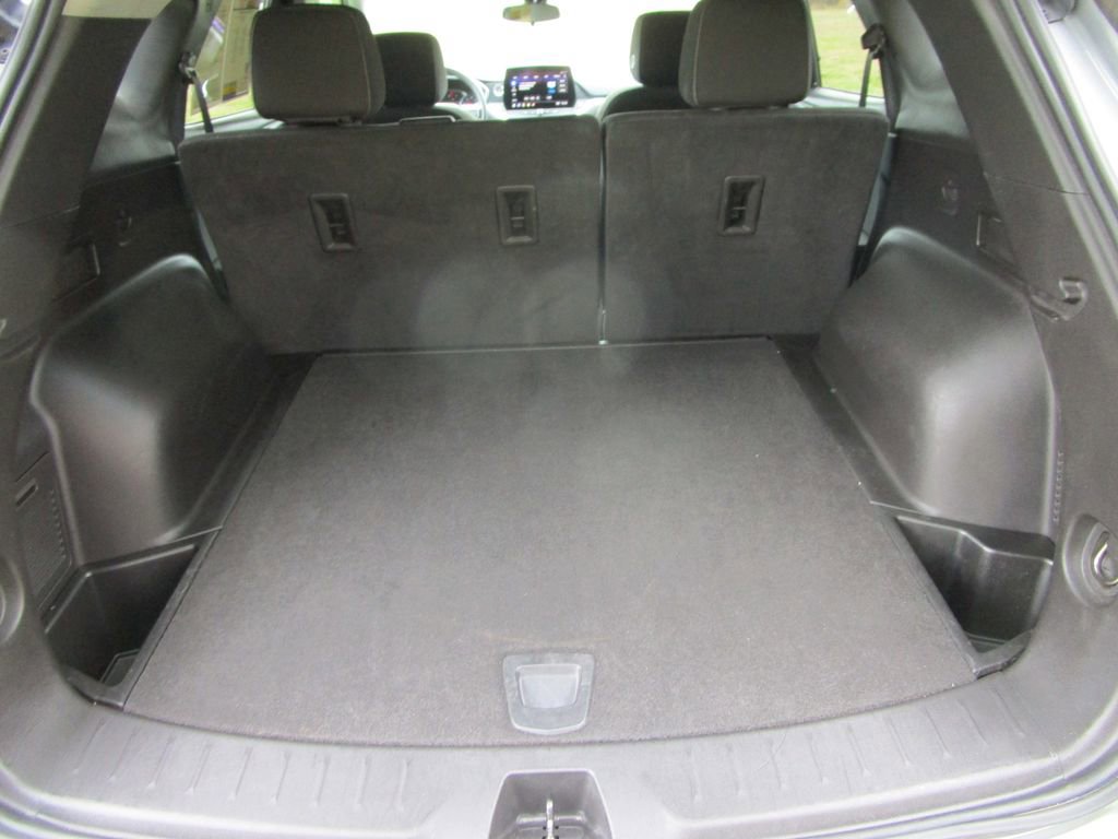 Used 2023 Chevrolet Blazer LT image 10