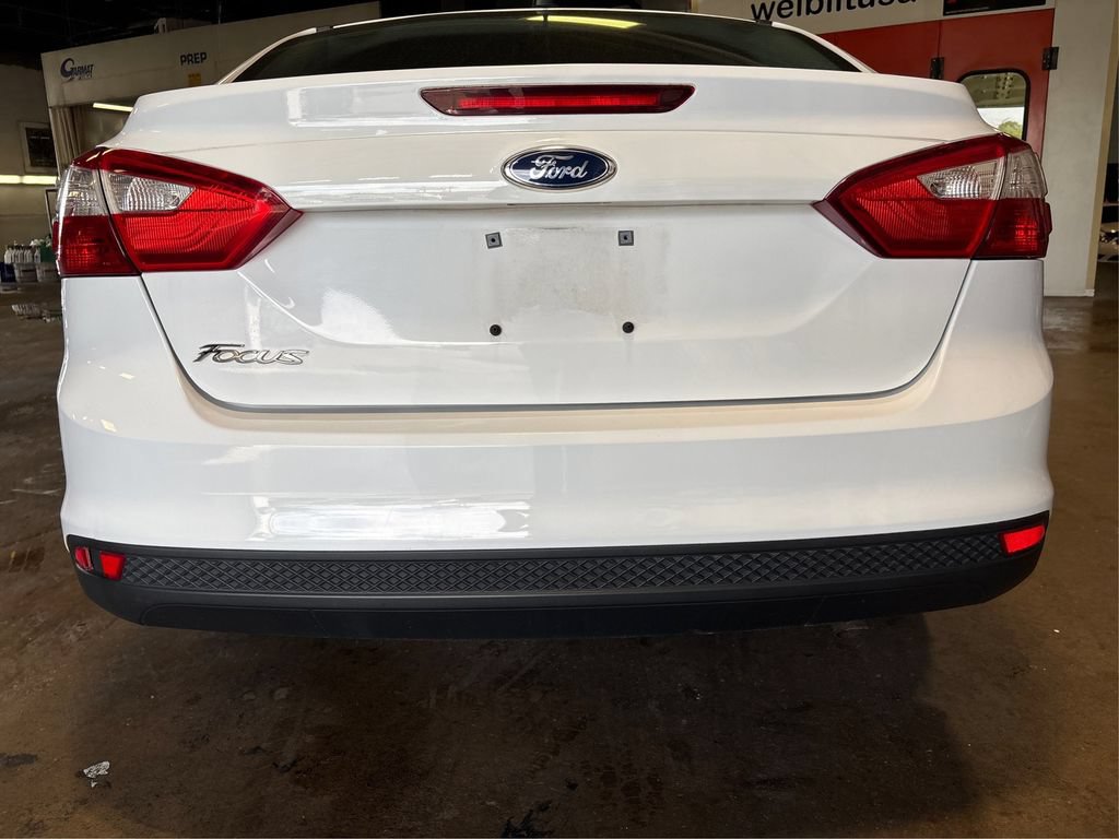 Used 2013 Ford Focus S FWD image 16