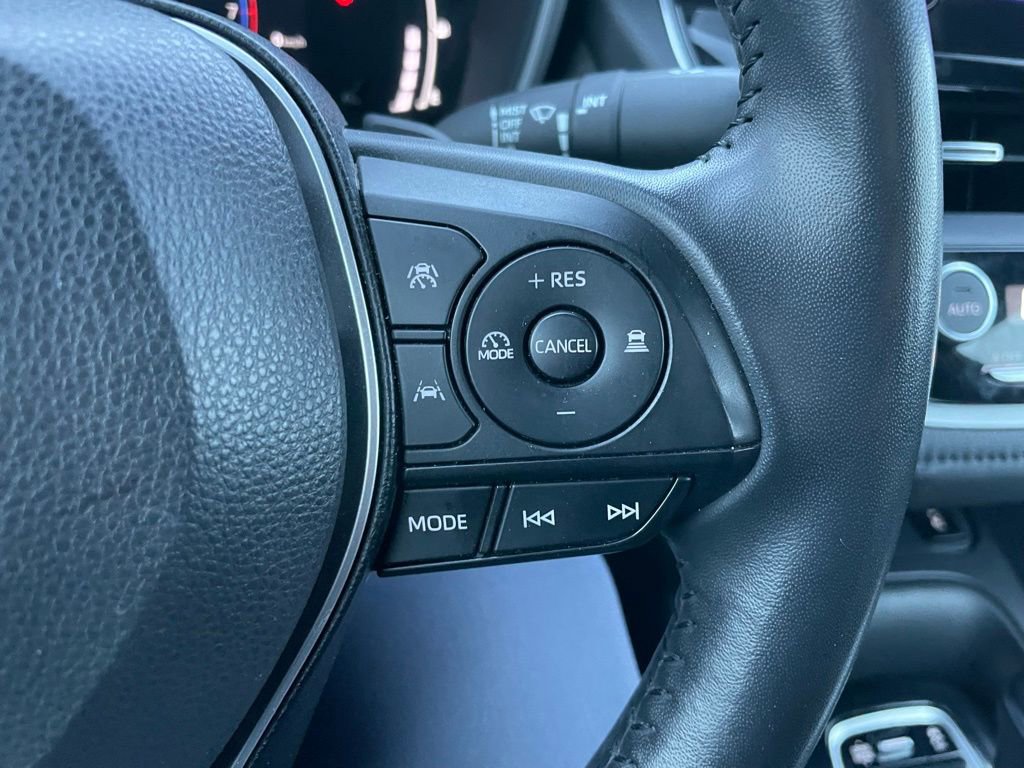 Used 2024 Toyota Corolla XSE FWD image 19