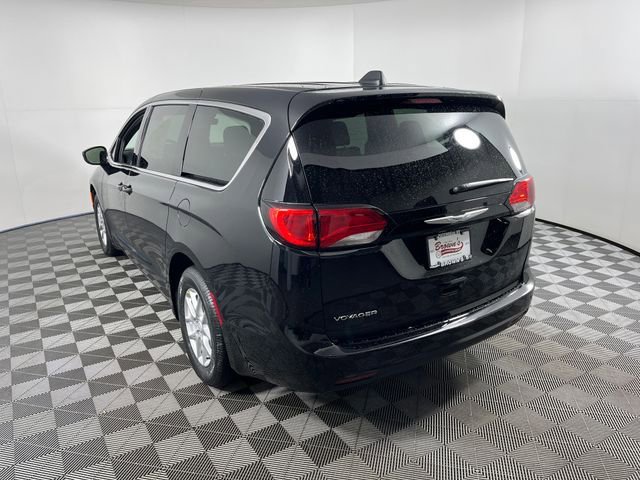 New 2026 Chrysler Voyager LX image 3