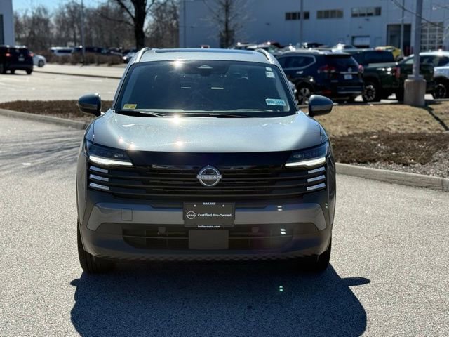 Certified 2025 Nissan Kicks SV w/ SV Premium Package image 2