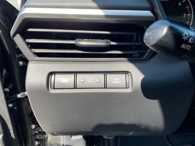 Used 2021 Nissan Altima 2.5 SR w/ SR Premium Package FWD image 13
