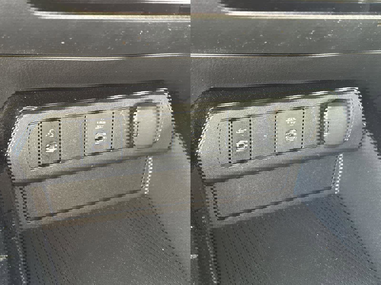 Used 2023 Toyota Prius LE image 26