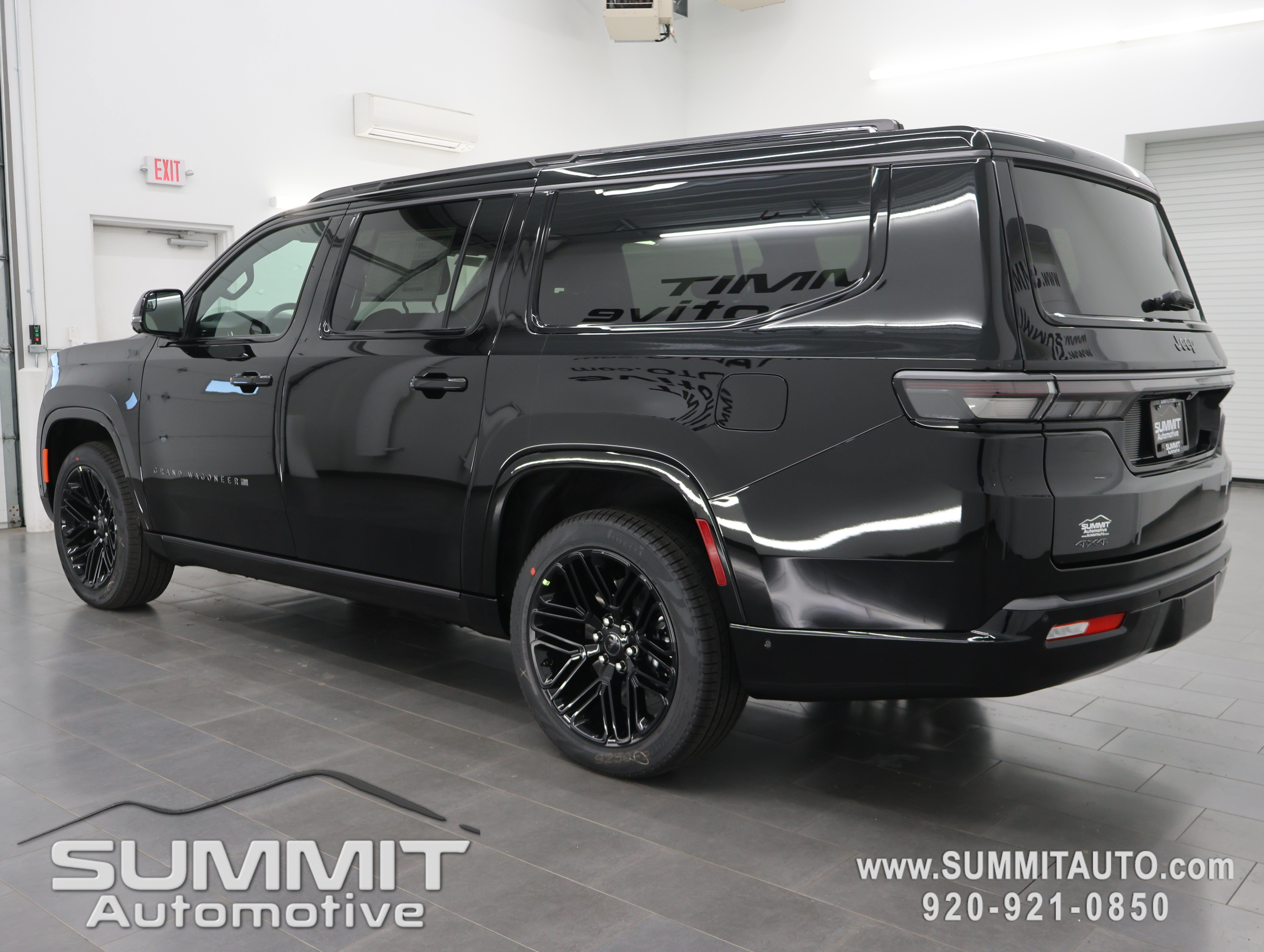 New 2026 Jeep Grand Wagoneer L Limited AWD/4WD image 5