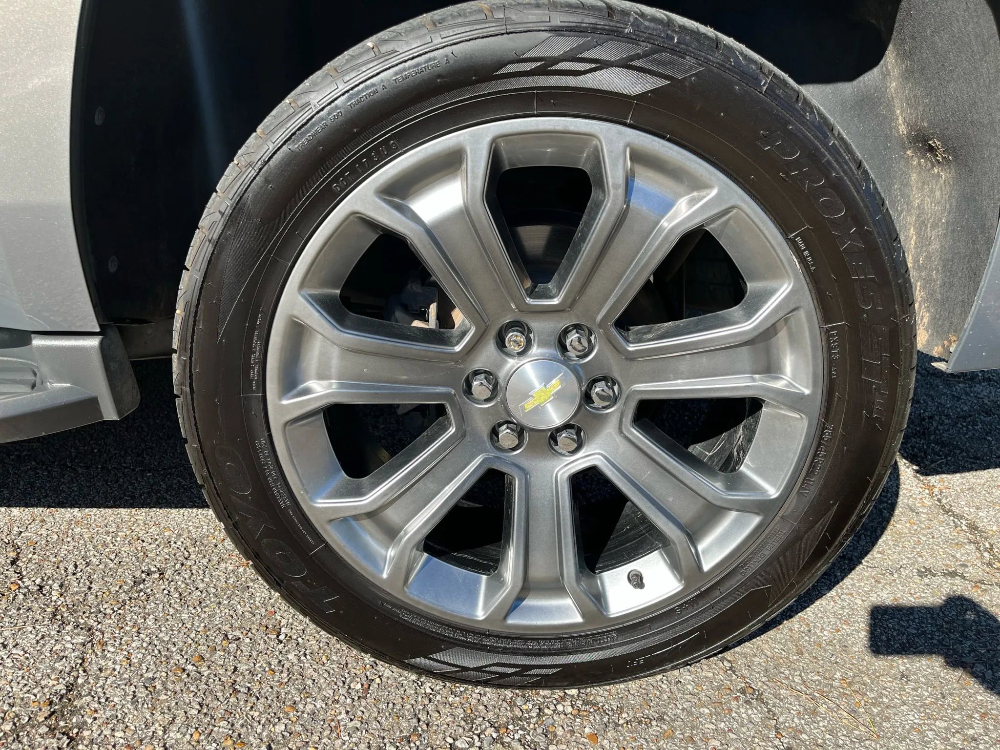 Used 2018 Chevrolet Tahoe LS w/ Enhanced Driver Alert Package RWD image 34