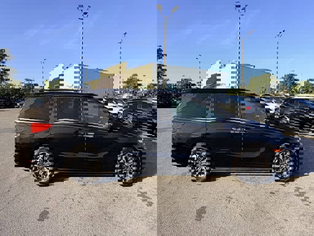 Used 2022 Honda Odyssey EX-L image 4