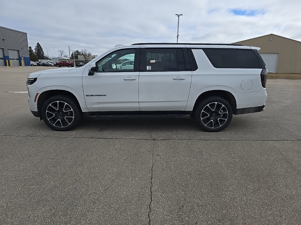 Used 2026 Chevrolet Suburban RST w/ Comfort Package AWD/4WD image 3