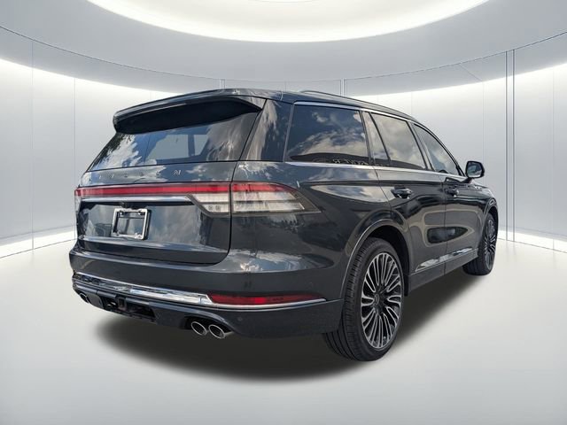 Used 2022 Lincoln Aviator Black Label w/ Dynamic Handling Package image 5