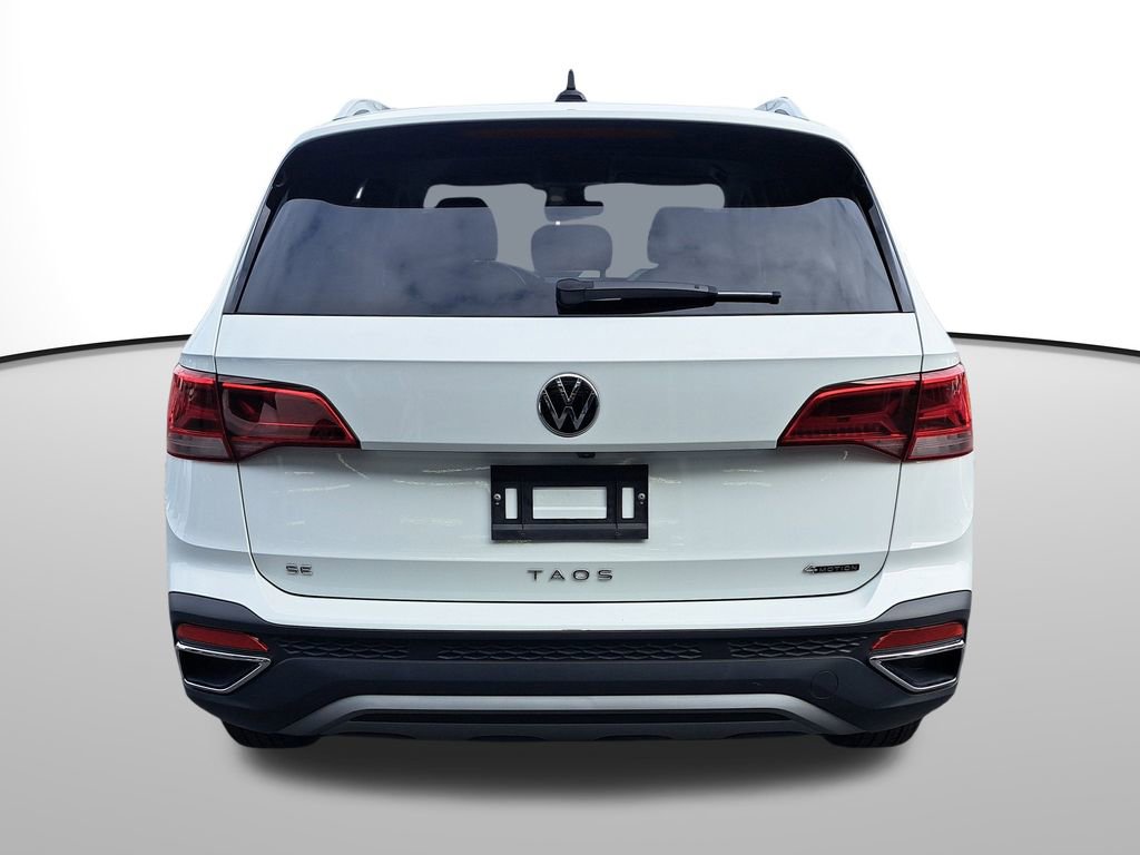 Used 2024 Volkswagen Taos SE image 7