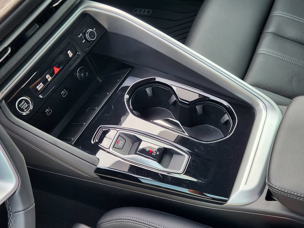 Certified 2025 Audi Q5 Premium Plus w/ Premium Plus AWD/4WD image 21