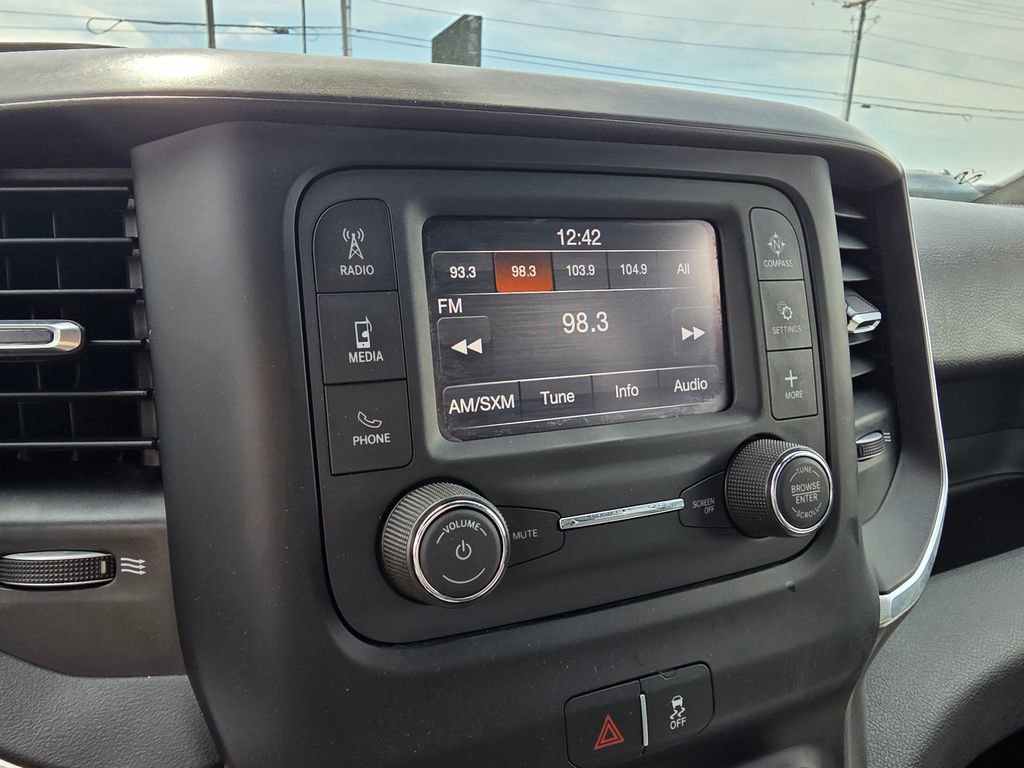 Used 2024 RAM 3500 SLT w/ Quick Order Package 2YG SLT AWD/4WD image 15