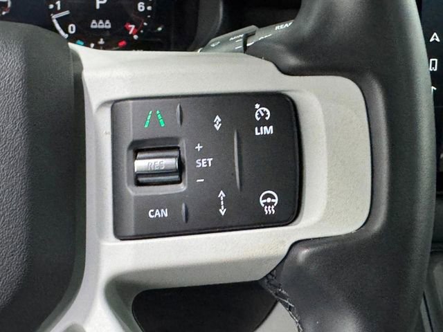Used 2025 Land Rover Defender 110 S image 18