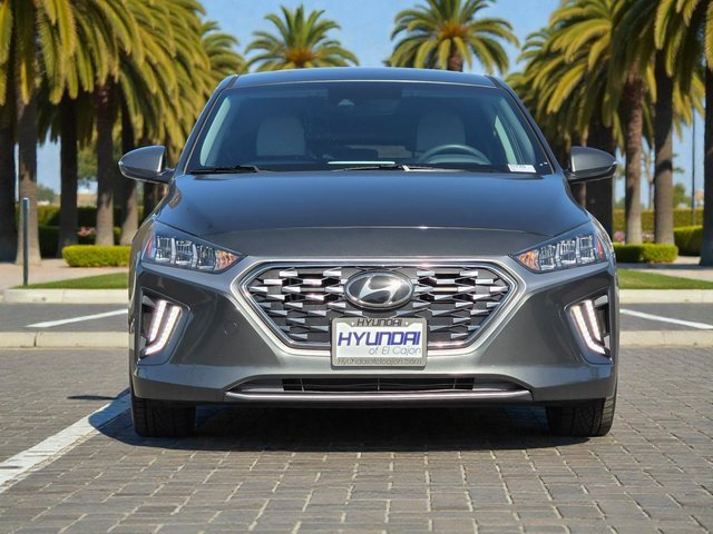 Used 2022 Hyundai Ioniq SEL image 3