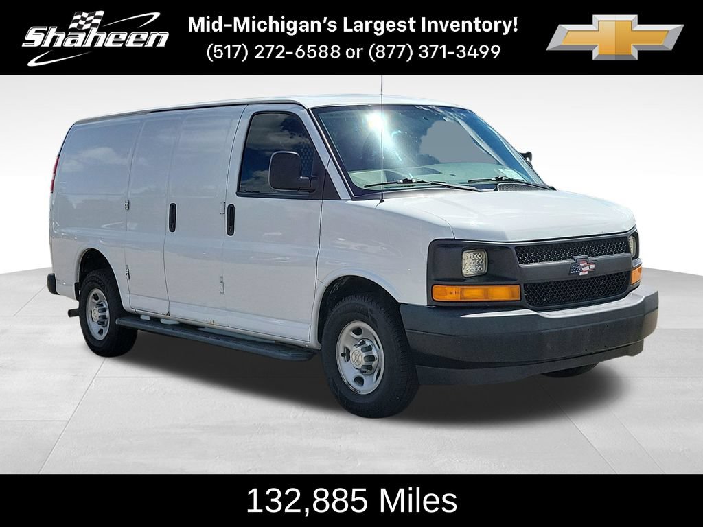 Used 2017 Chevrolet Express 2500 RWD image 2