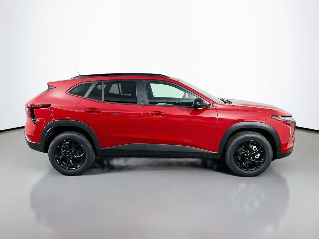 New 2026 Chevrolet Trax LT w/ Driver Confidence Package FWD image 4