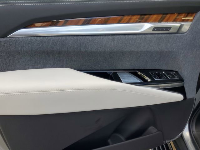 Certified 2025 Cadillac Escalade ESV Sport Platinum w/ LPO, ONYX Package RWD image 21