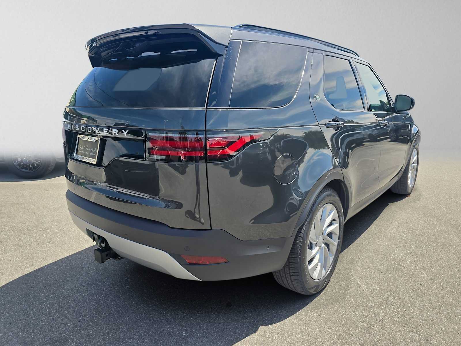 New 2026 Land Rover Discovery S AWD/4WD image 5