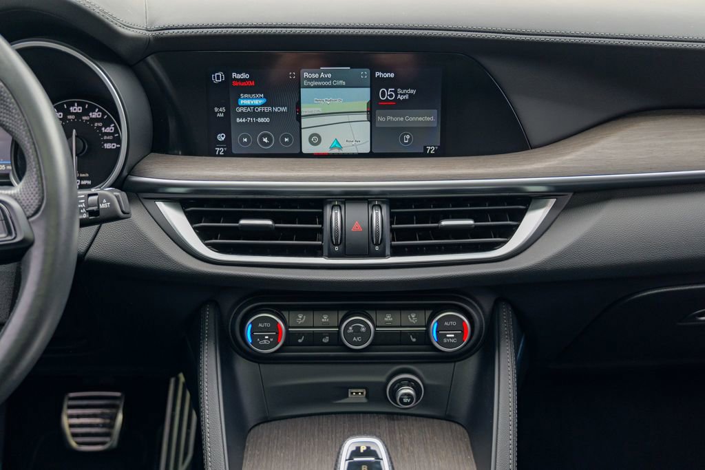 Used 2022 Alfa Romeo Stelvio Ti image 51