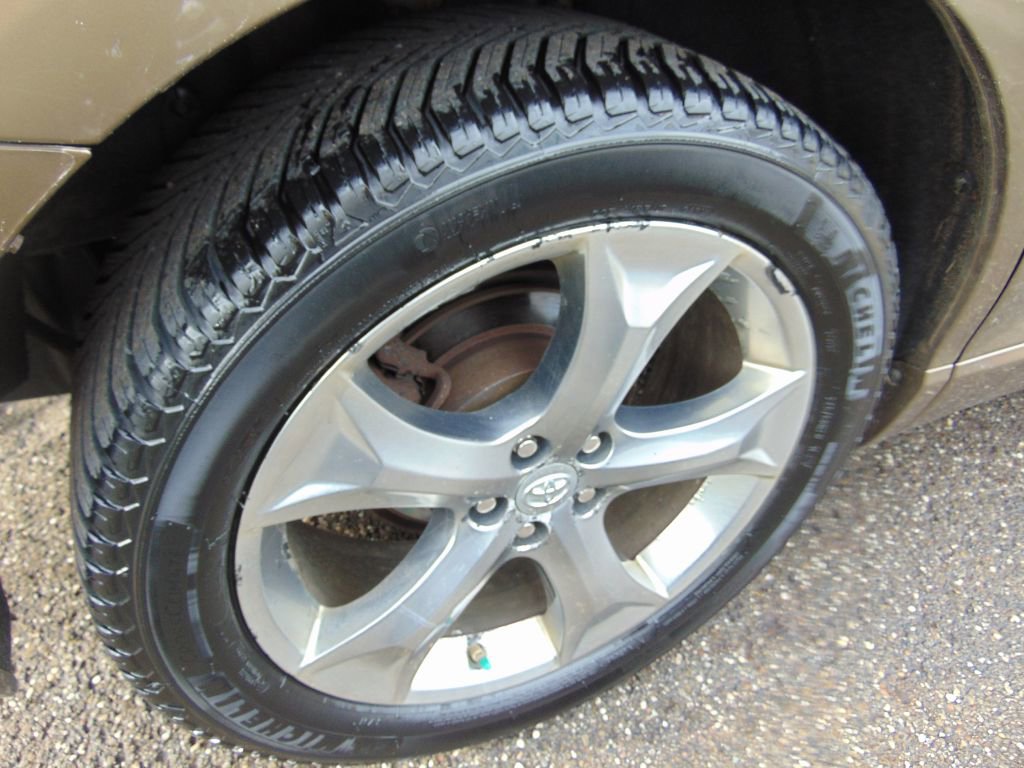 Used 2010 Toyota Venza XLE image 26