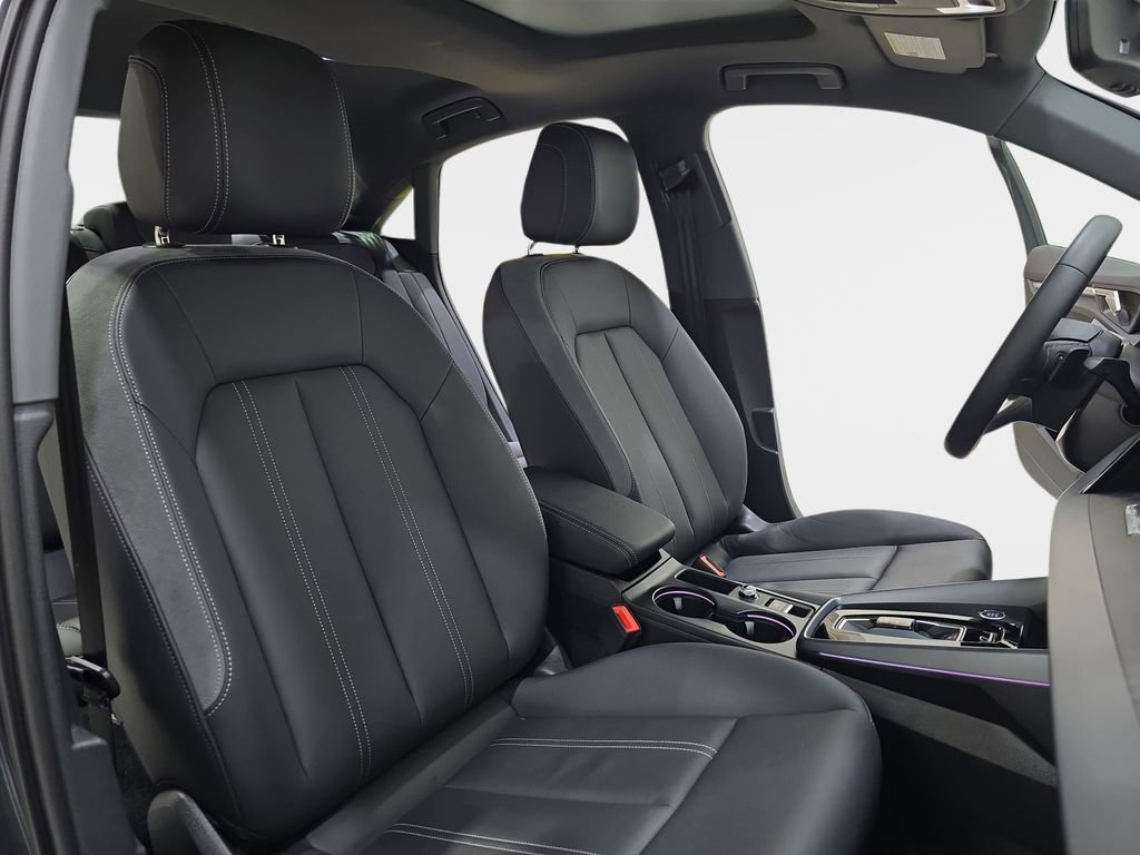 Used 2025 Audi A3 2.0T Premium Plus w/ Premium Plus Package image 12