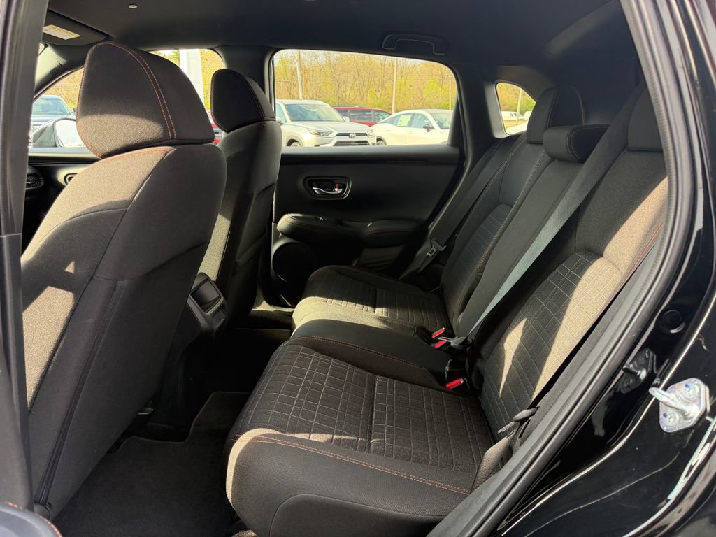 Used 2025 Honda HR-V Sport image 11