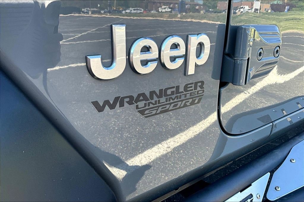 Used 2019 Jeep Wrangler Unlimited Sport image 24