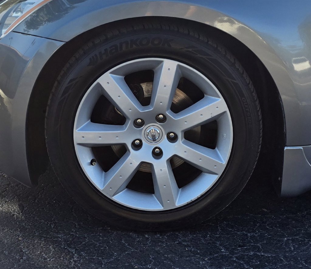 Used 2005 Nissan 350Z Touring image 27