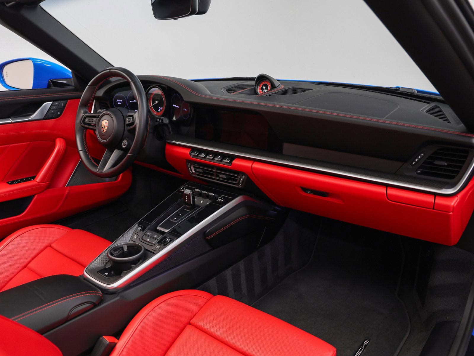 Used 2023 Porsche 911 Turbo image 28