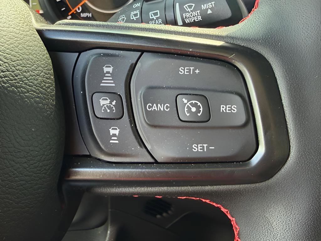 Used 2024 Jeep Wrangler Rubicon AWD/4WD image 16