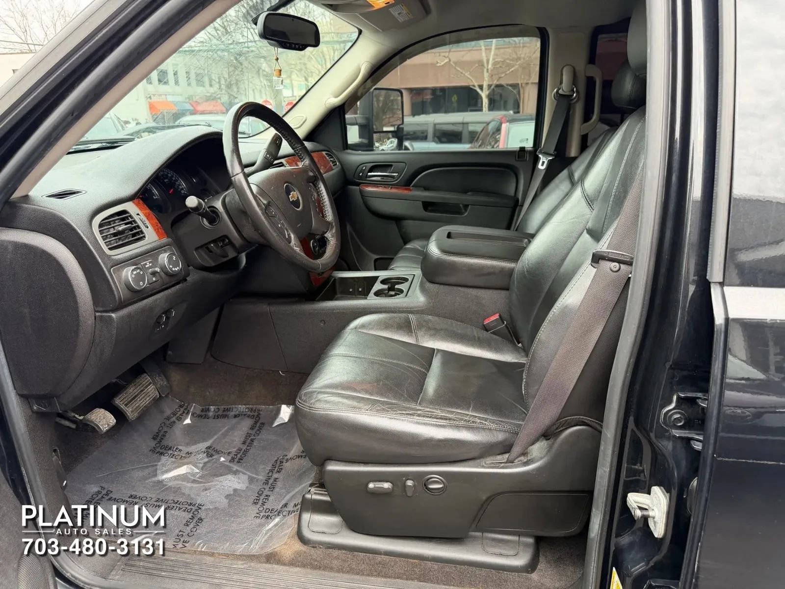 Used 2010 Chevrolet Silverado 1500 LTZ w/ Convenience Package image 11