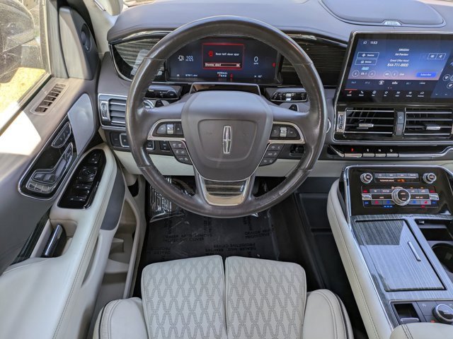 Used 2022 Lincoln Navigator L Black Label image 14