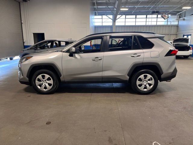 Used 2021 Toyota RAV4 LE image 6